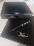 Vând stilou Montblanc nou penita aur 14 k