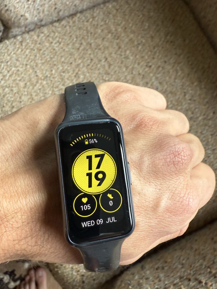 Фитнес гривна Huawei Band 7