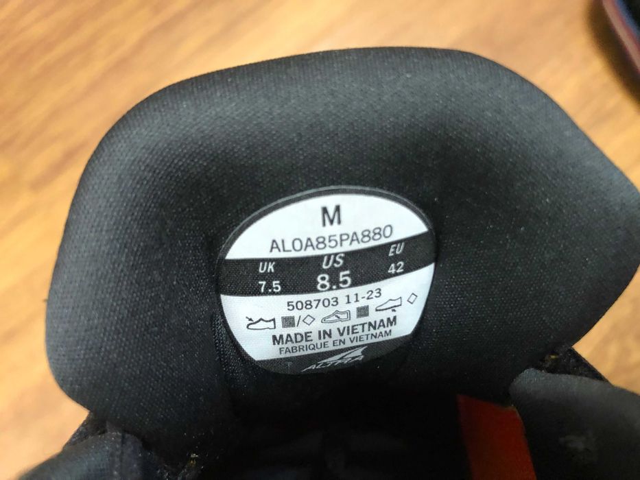 Altra Provision 8 маратонки номер 42 26,5см