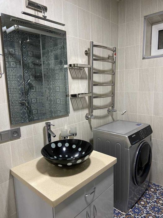 Сдаётся квартира ТЦ Парус 2-ком/2/4 ро-н Чиланзар-7 кв! 542