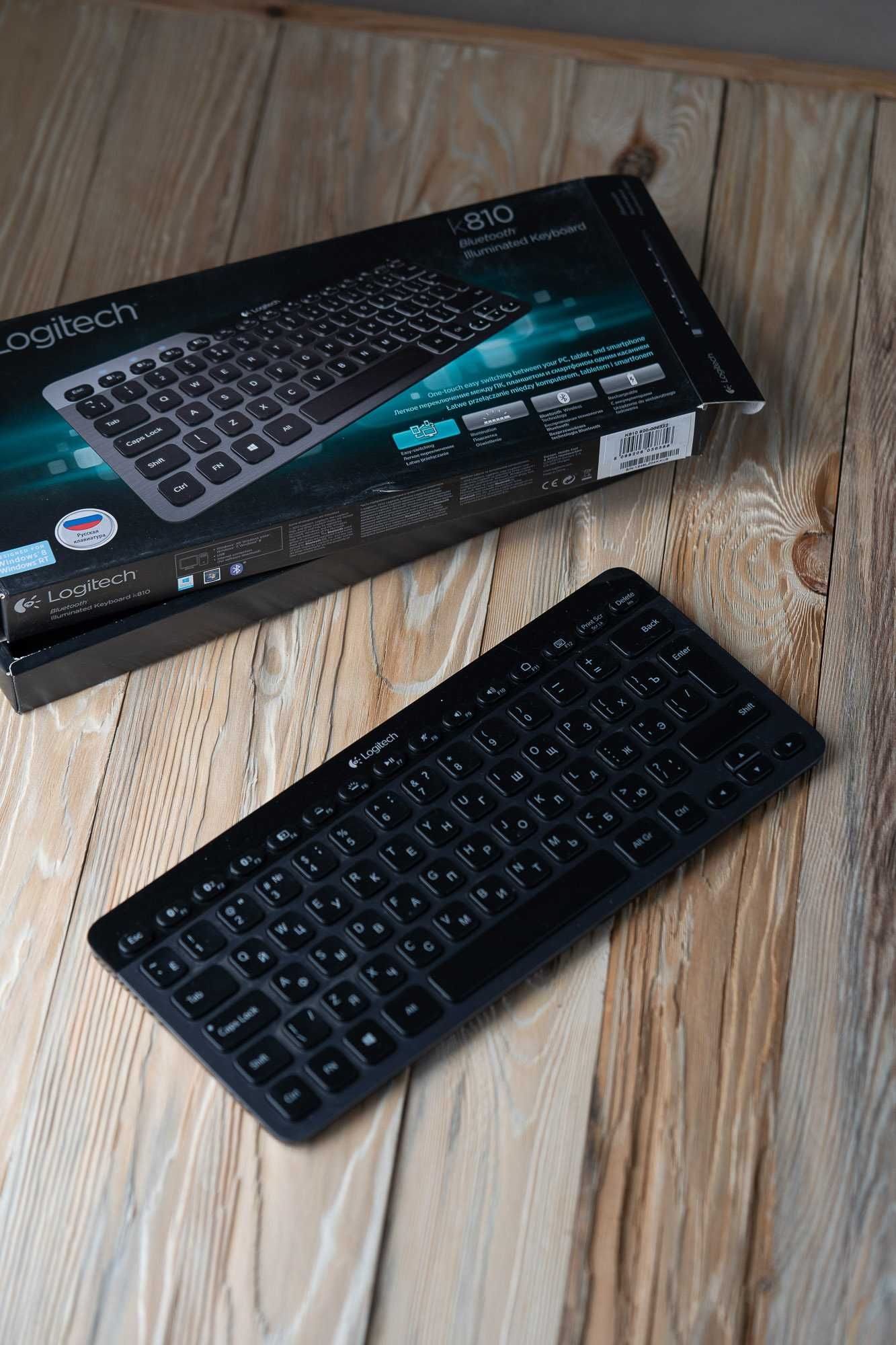 Продам беспроводную блютуз клавиатуру Logitech K810, с подсветкой