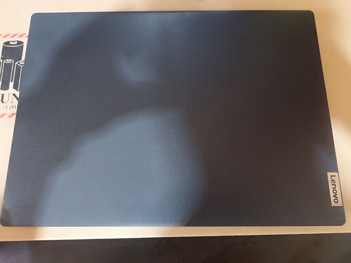 Lenova notebook sotiladi