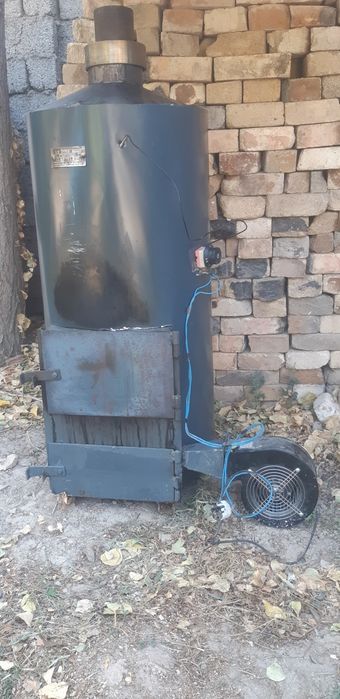 Продаётся универсальный котёл (твёрдое топливо + природный газ)

Прода