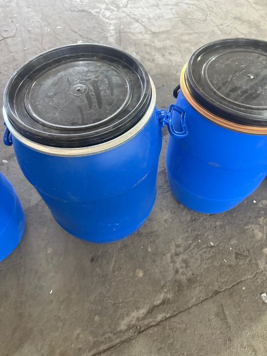 Vand butoaie diferite dimensiuni