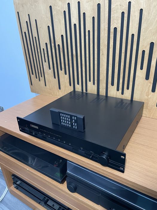 Preamplificator parasound pld 2000 full balansat telecomanda