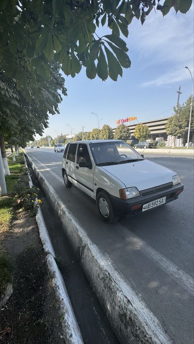 Tico 1998 oq rangda xolati yaxshi xodovoylari motori qilingan yaxshi