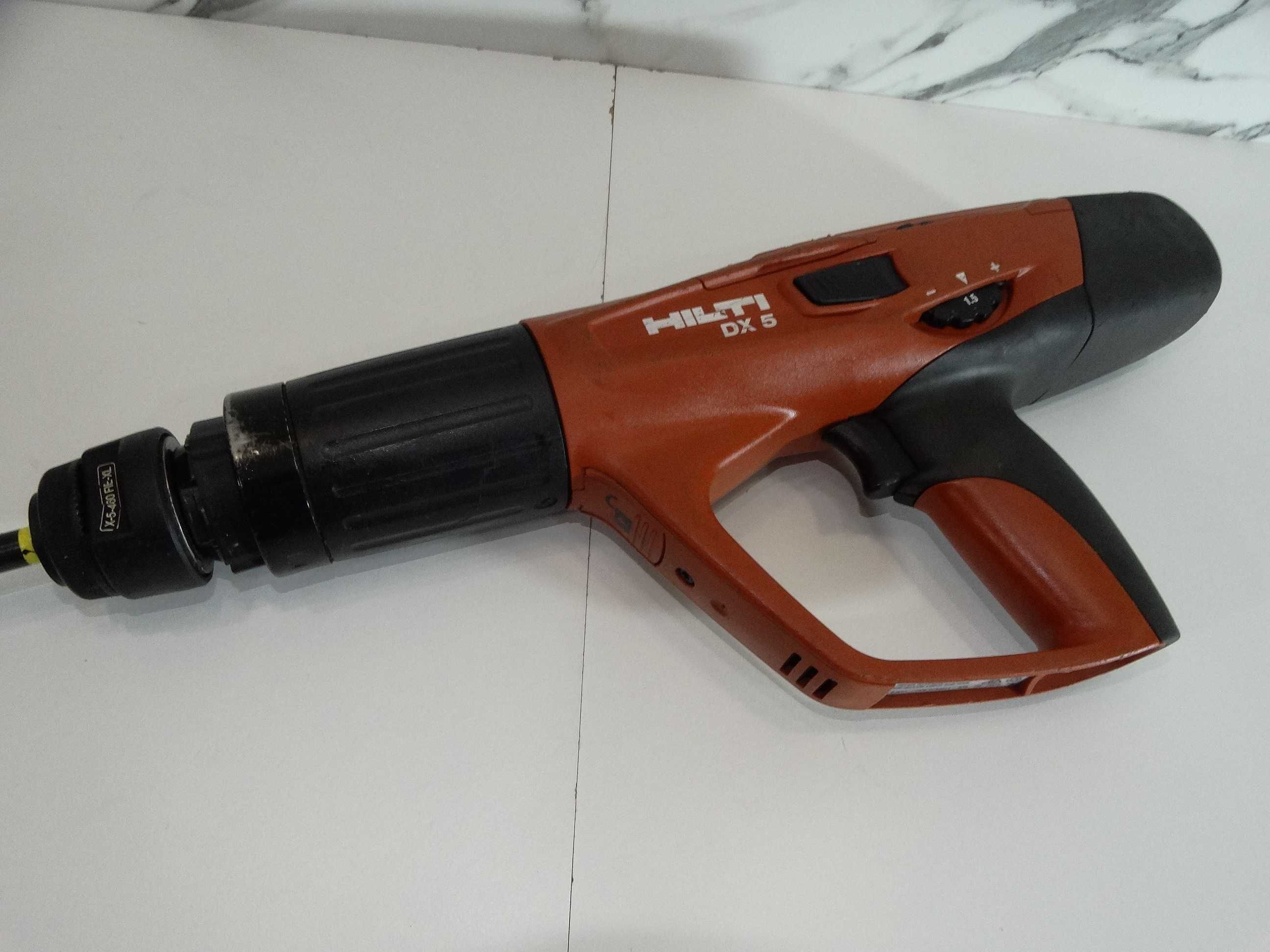 Hilti DX 5 IE - FIE XL - Уред за директен монтаж на изолация