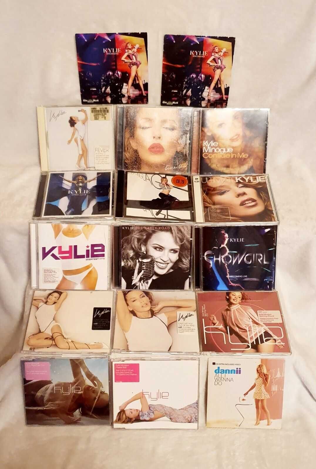 Colectie 43 cd-uri Kylie  MINOGUE ,  CYNDI Lauper ,   JENNIFER Lopez