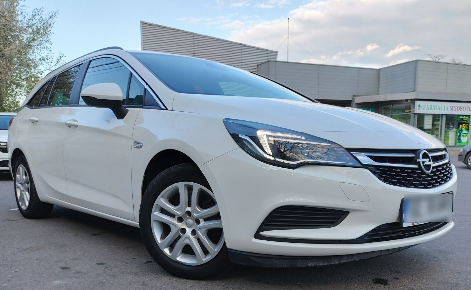 Vând Opel Astra K Sport Tourer 2018