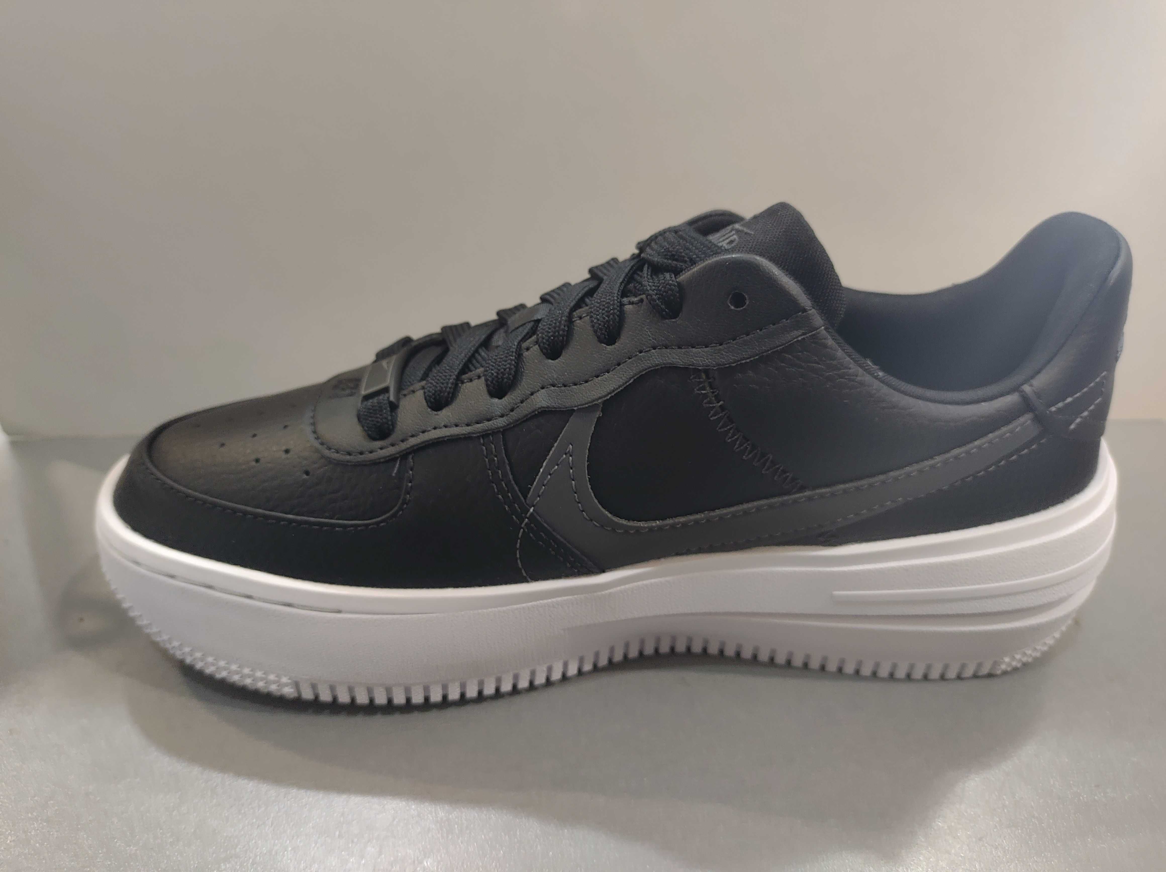 Nike Air Force 1 N36,36,5,5,40.Ниски кецове.Нови.Оригинал.