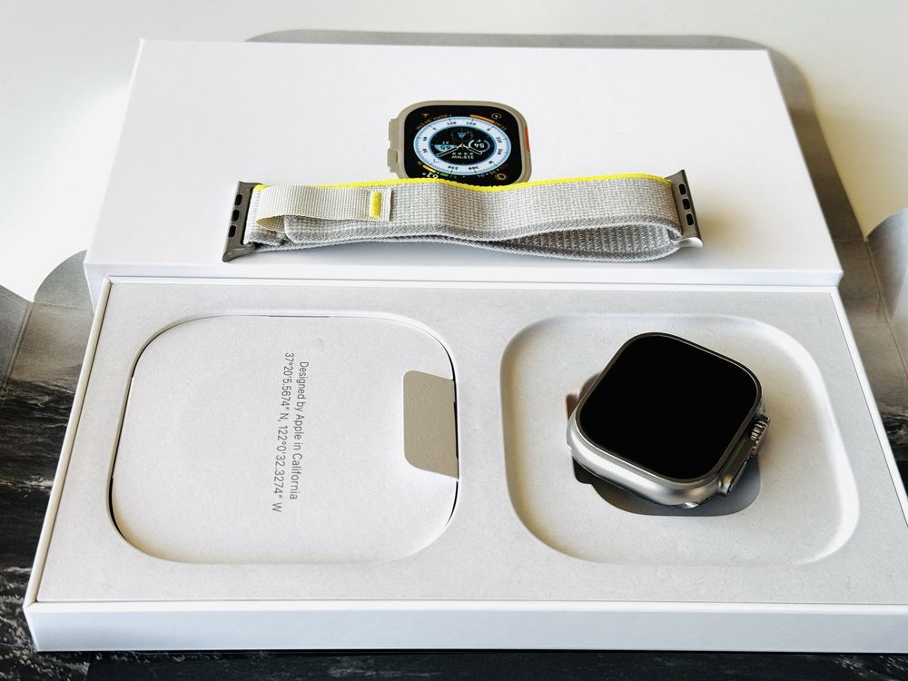 Apple Watch Ultra 49mm Titanium