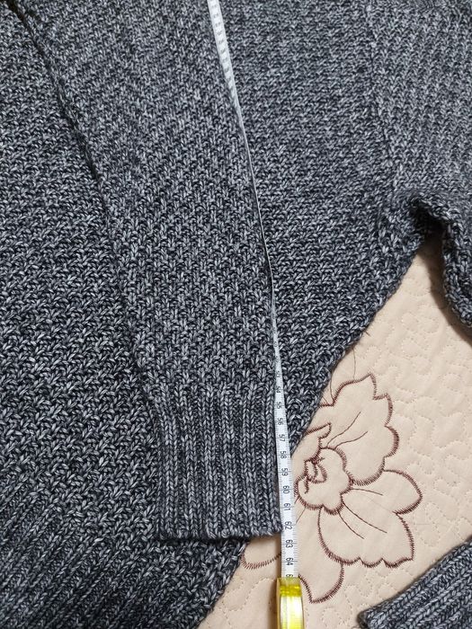 Pulover subtire Chaps, culoare negru/alb, model picatele (M)