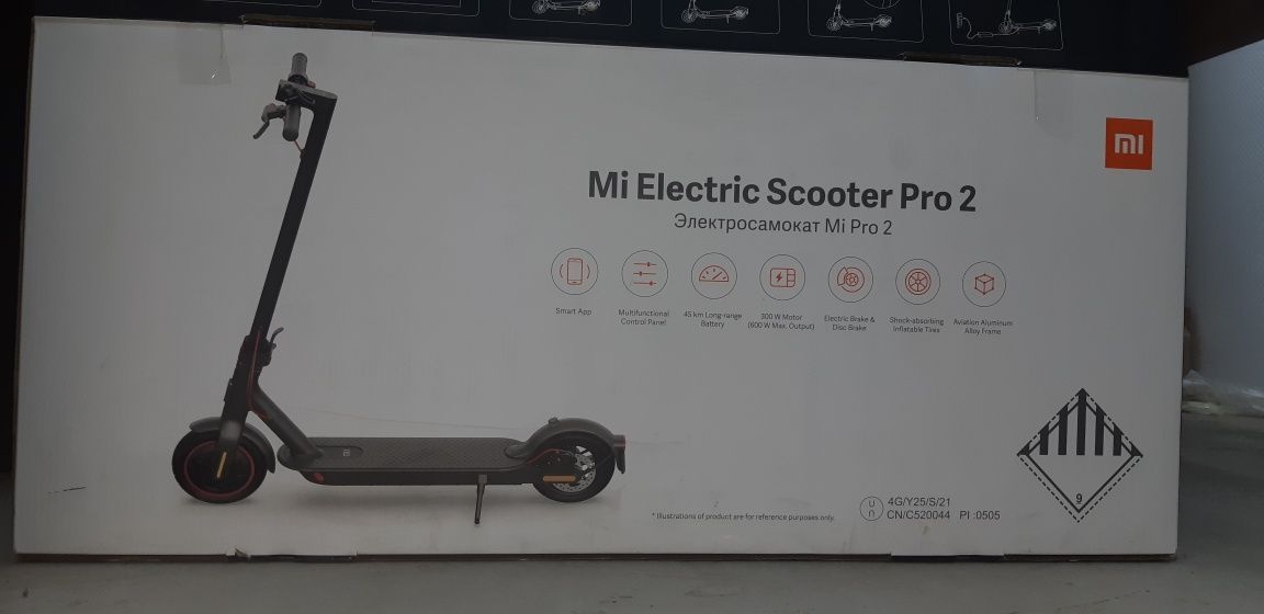 Продам электросамокат Mi Electric Scooter Pro 2