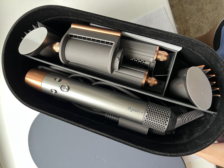 стайлер для волос dyson
