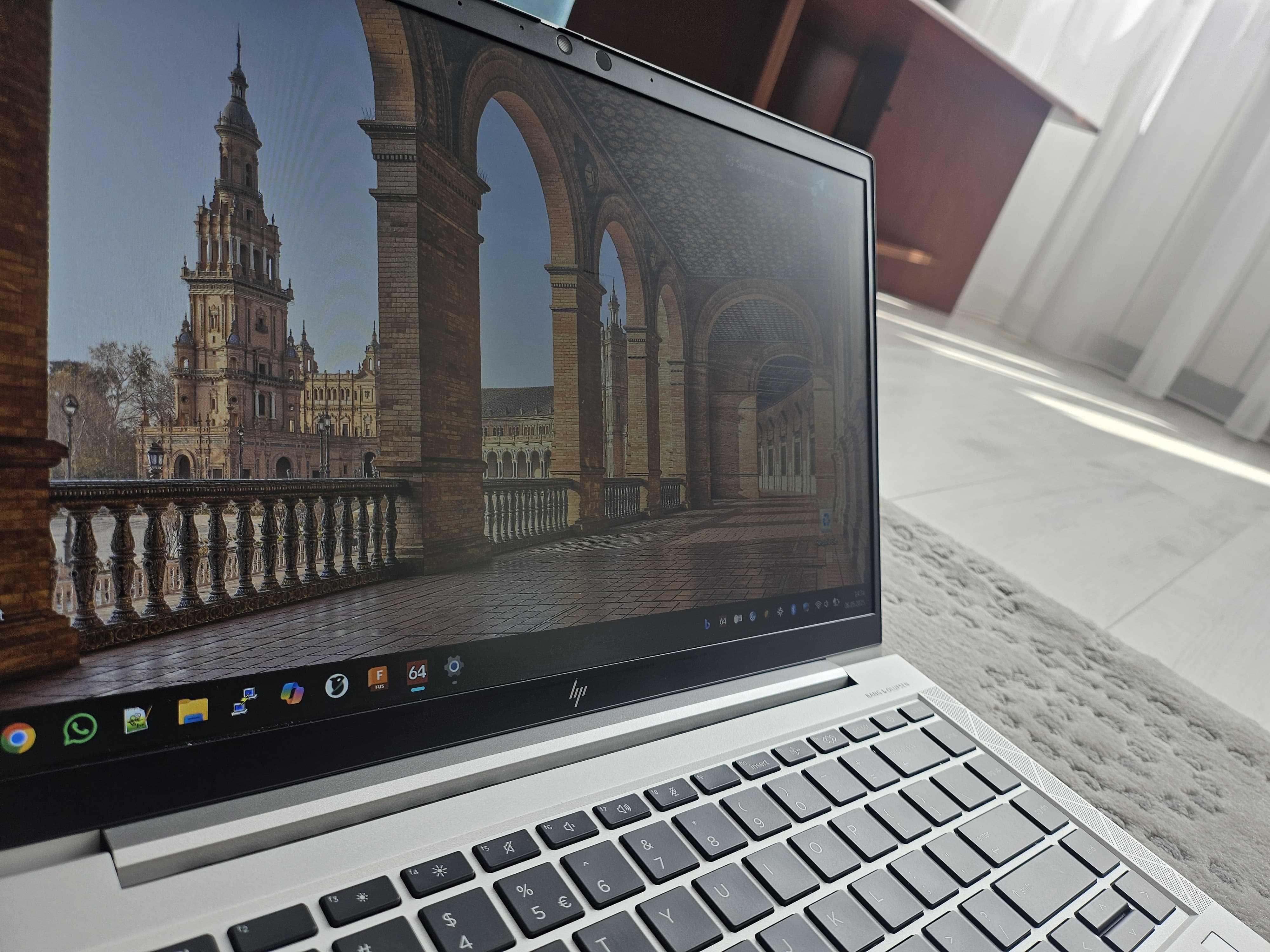 Vand Hp Elitebook G7 I5-10310U, 16GB RAM, 256GB SSD stare f buna