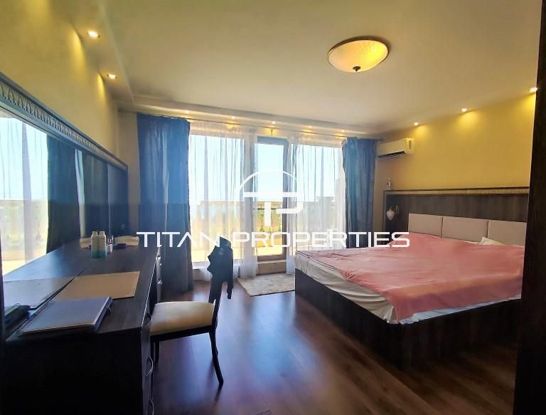 Дава се под наем Тристаен апартамент в Варна, Център - 140 кв.м за 1000 € - Снимка #3