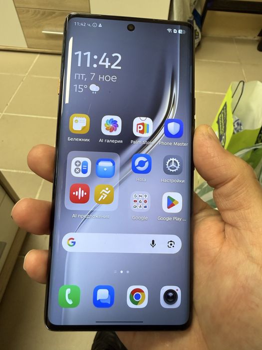 Tecno Camon 40 Pro 5G 12/256gb - без забележки