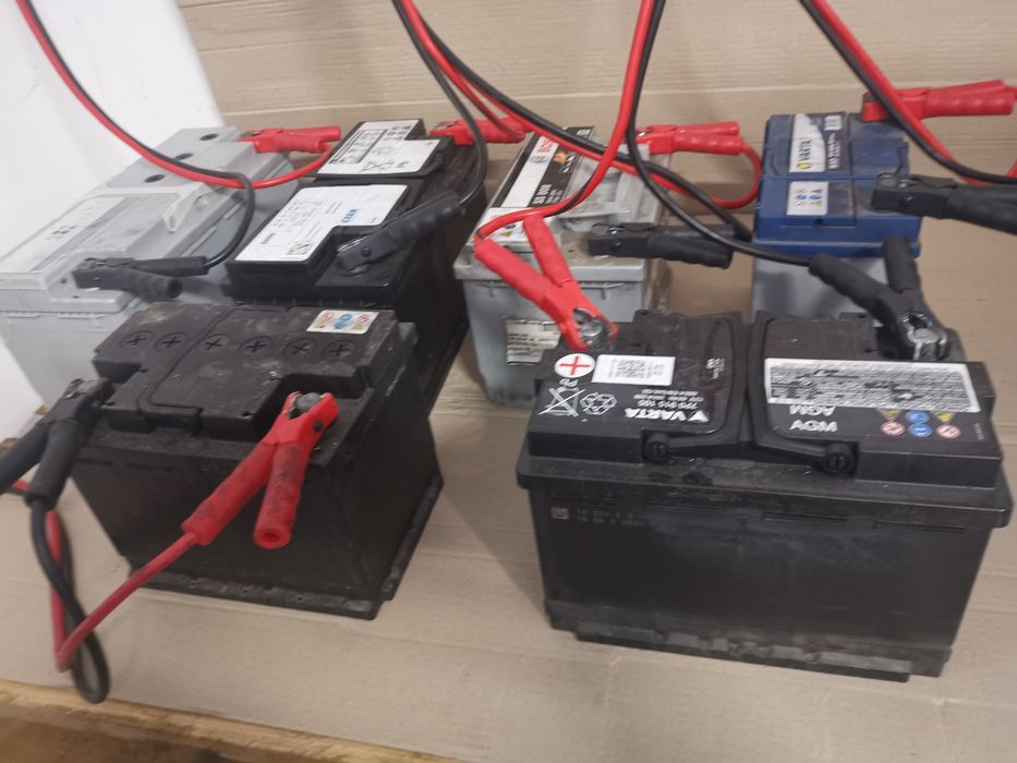 Profesioniștii din Timișoara, baterii original equipment, cu montaj