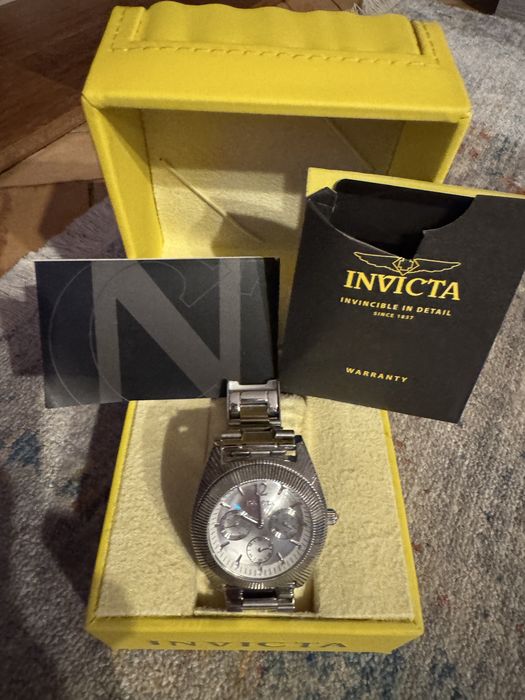 Vand ceas Invicta dama nou