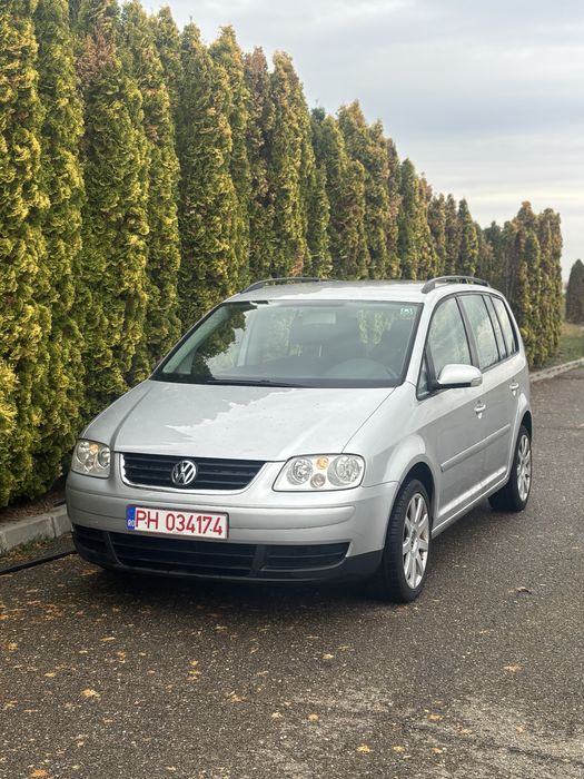 Volkswagen Touran 1.6FSI