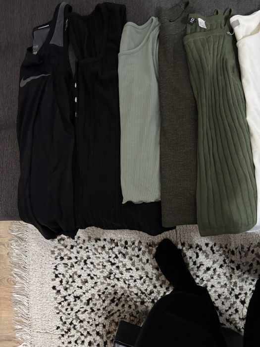 Дамски потничи и клинове