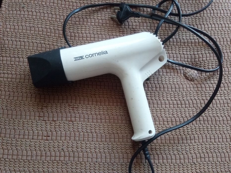 Сешоар CORNELIA бял