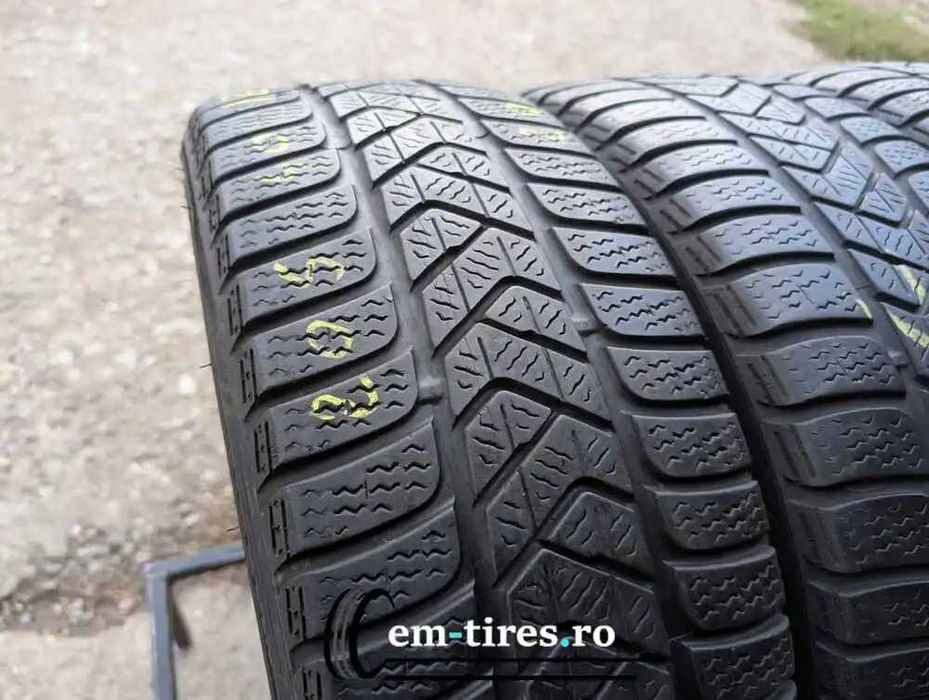 SET 4 Anvelope Iarna 205/40 R18 PIRELLI Sottozero 3 86V