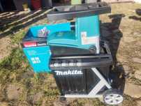 Tocator vegetal Makita UD2500 folosit doar o data