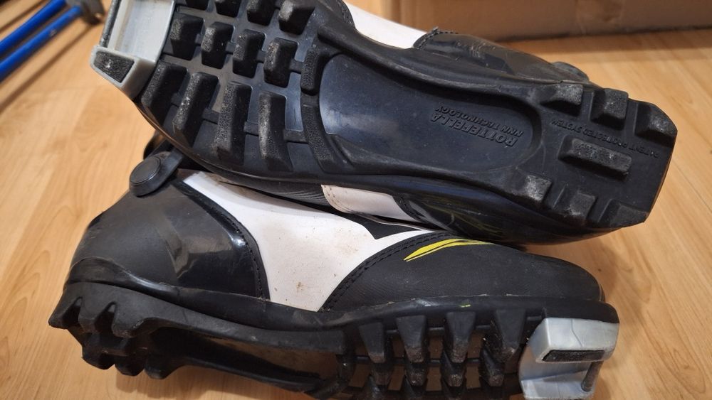 Обувки за скк и ски бягане