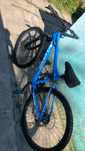 Vand/schimb bicicleta cu telefon