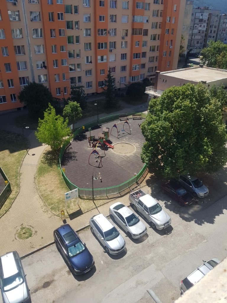 Двустаен апартамент