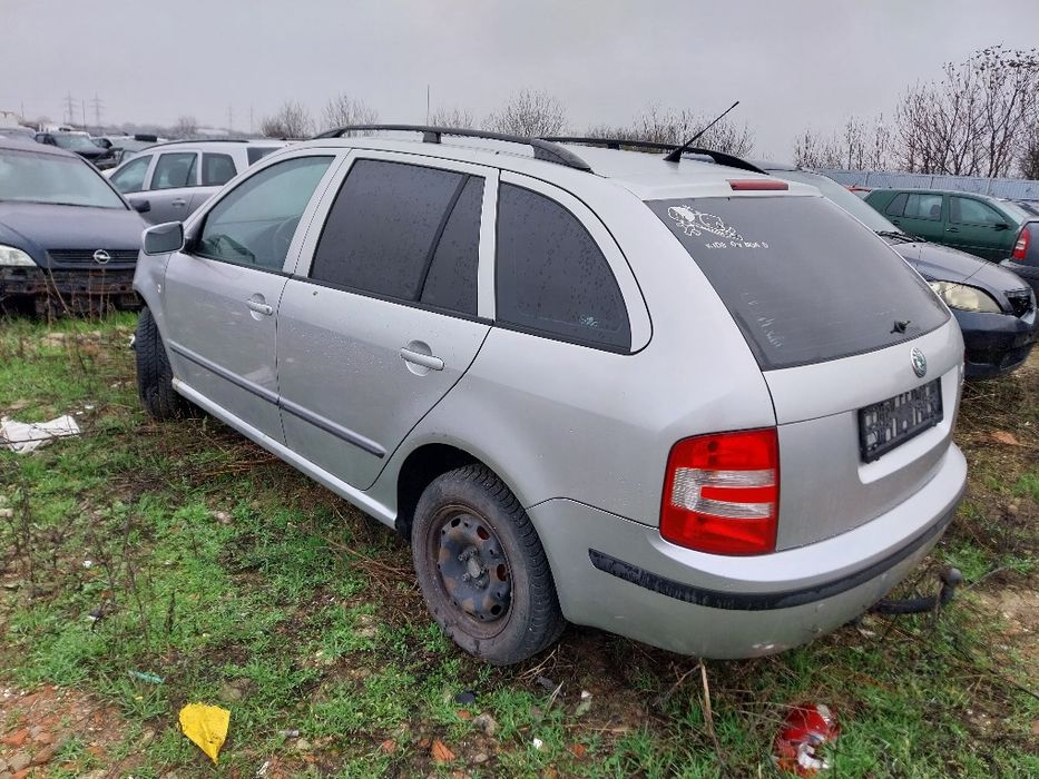 Skoda fabia 1.4 usi bara hayon ușa interior aripa stopuri  bord motor