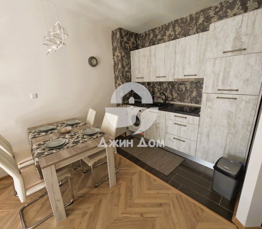 Продава се Двустаен апартамент в Свети Влас - 54 кв.м за 2038 €/кв.м - Снимка #2