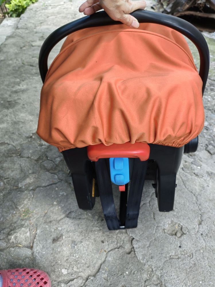 Детското столче за кола CRACO