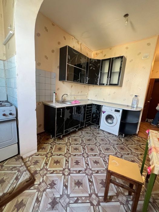 Продажа 1в2 Паркентский  Зал 5*5
