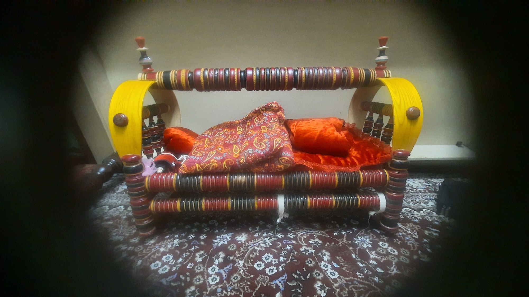 Beshik sotiladi holati yaxwi