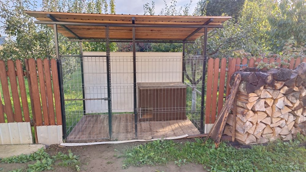 Vand padoc pentru Câini.