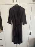 Rochie tip camasa cu buzunare si cordon in talie