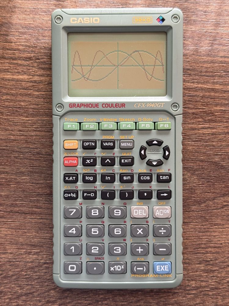 Calculator stiintific  Casio CFX-9940GT 32KO grafic si programabil