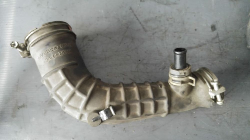 furtun admisie  toyota yaris 1.4 d 2004 1nd-p52l 17880on010 17880-on010