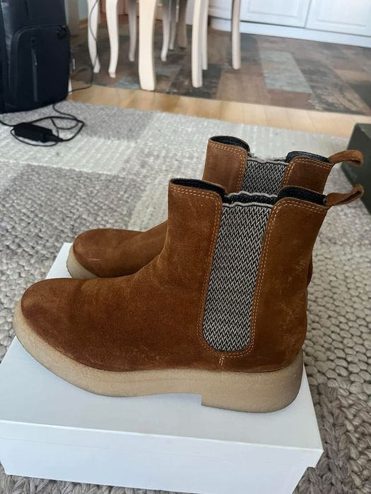 Велурени боти Балдинини