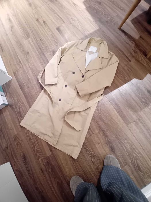 дамски шлифер Bershka размер M