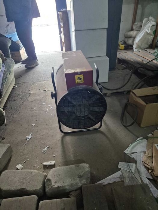 Срочно продам Тепловая пушка ЭК-12П