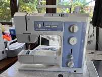 Masină de cusut Bernina 1030