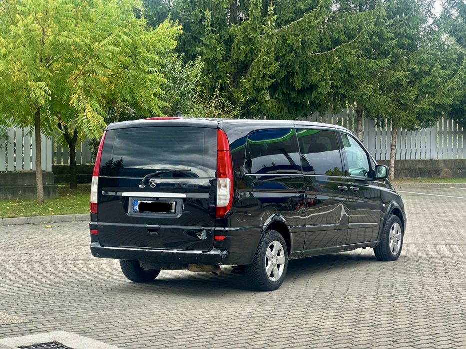 Mercedes vito 111cdi 2010 usi laterale lung 8+1 locuri