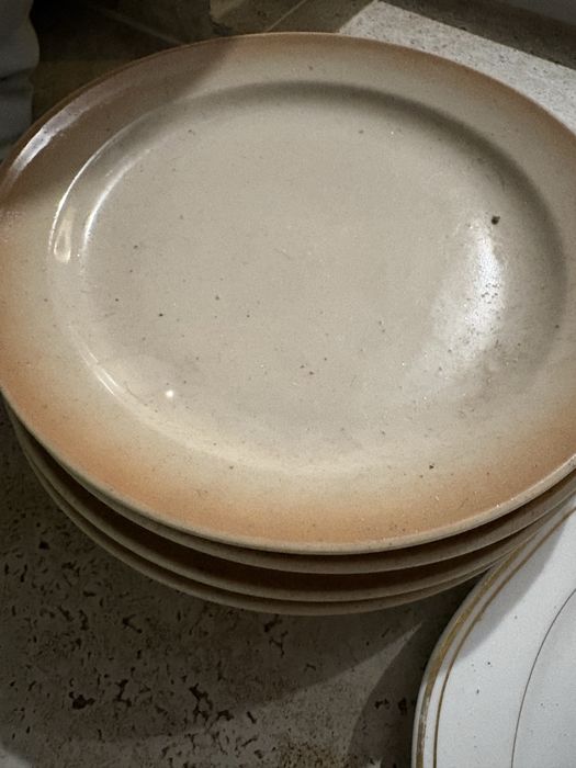 set de 4 farfurii noi