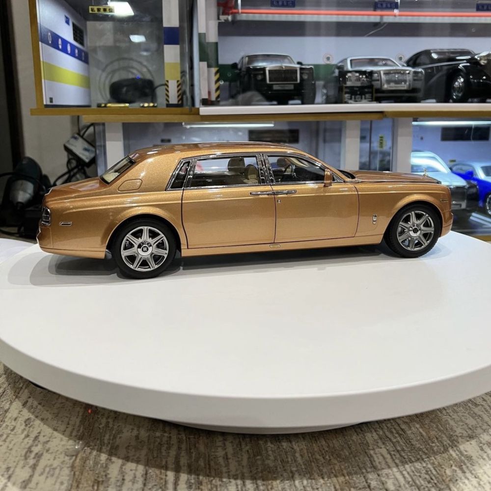 Модел 1:18 Rolls Royce. Phanton
