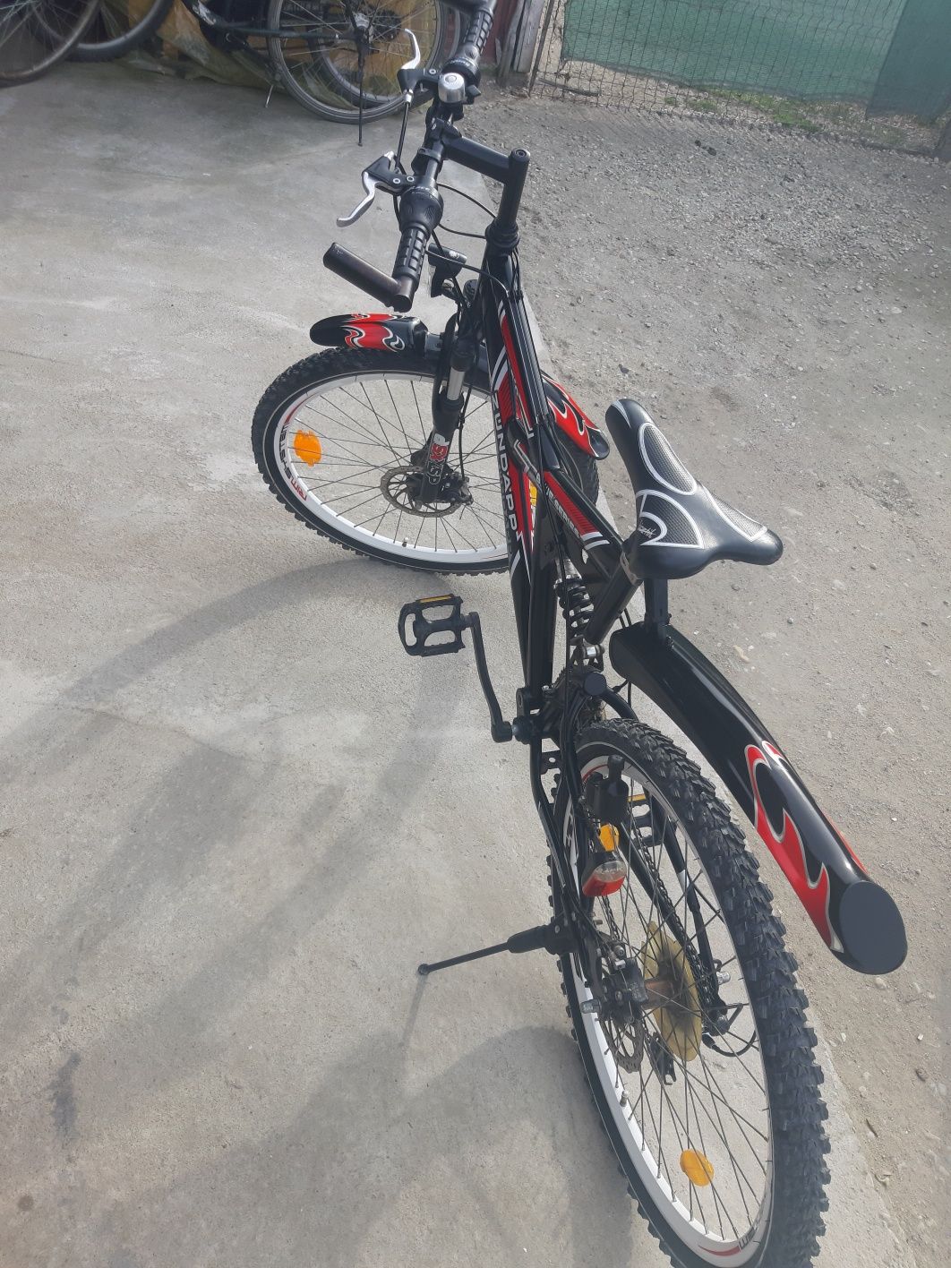 Vand Bicicleta cu suspensie față +Spate Frâne Pe Disc Fața +Spate