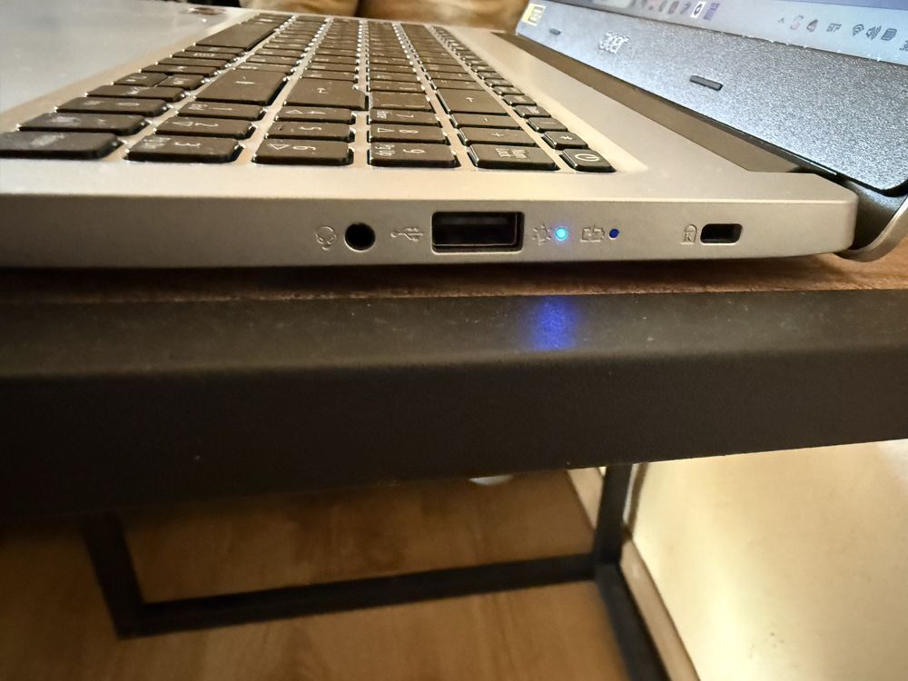 Acer Aspire 3.