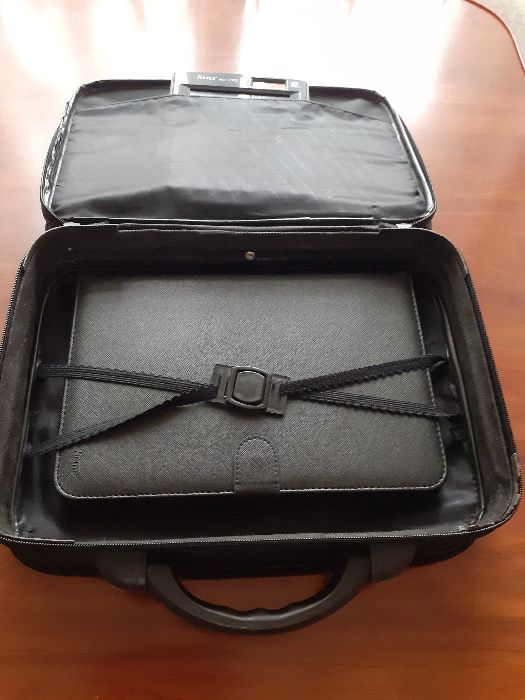 Geantă neagră office pentru laptop/tabletă/documente